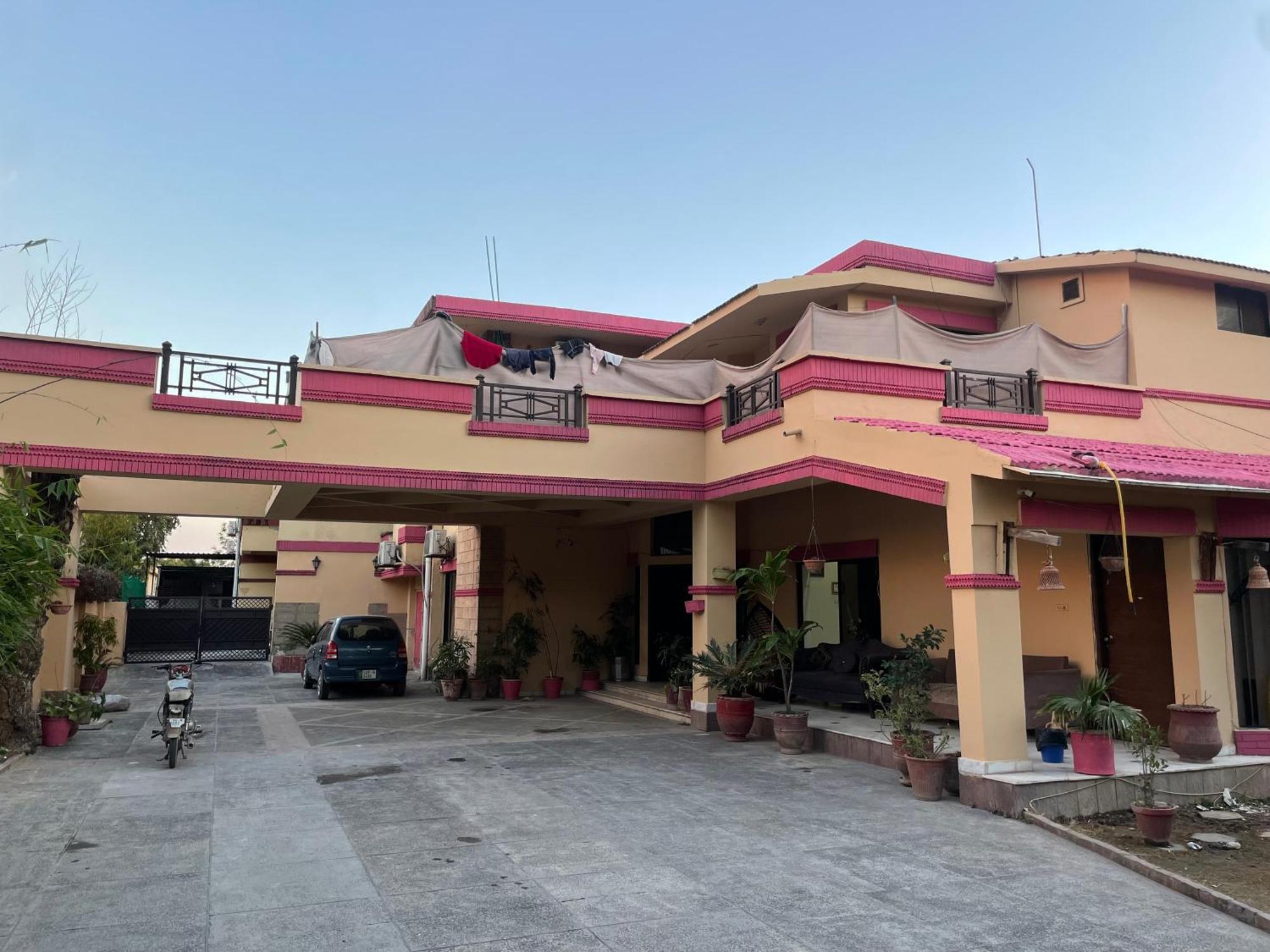 Casa Blanca Boutique Guest House Islamabad Eksteriør billede