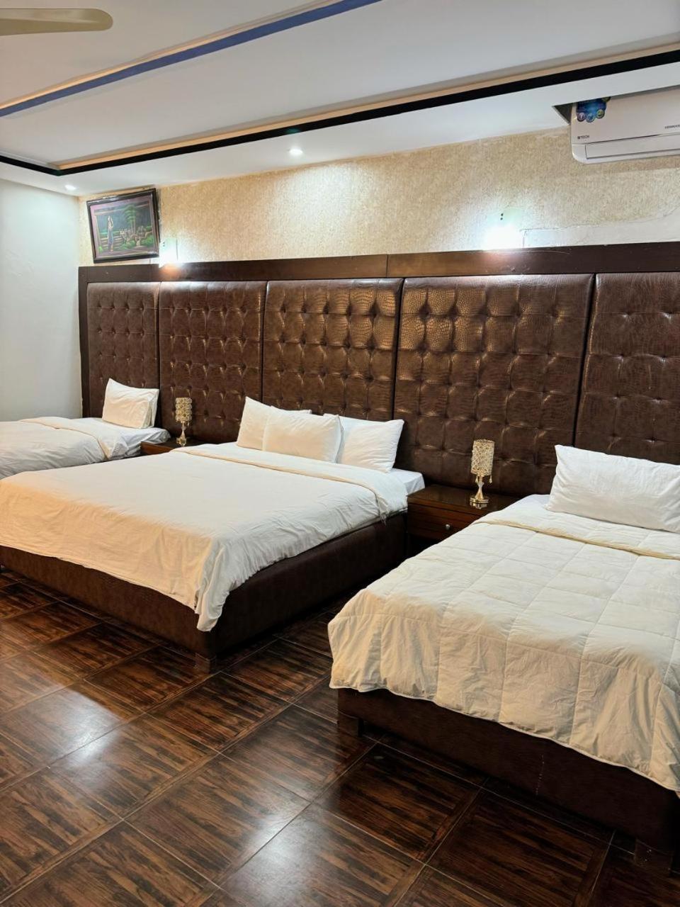 Casa Blanca Boutique Guest House Islamabad Værelse billede