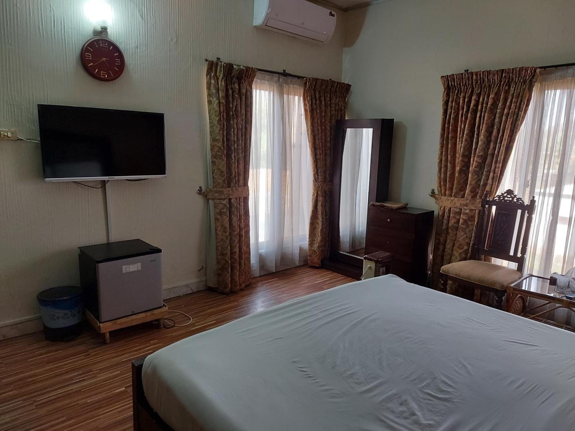 Casa Blanca Boutique Guest House Islamabad Værelse billede