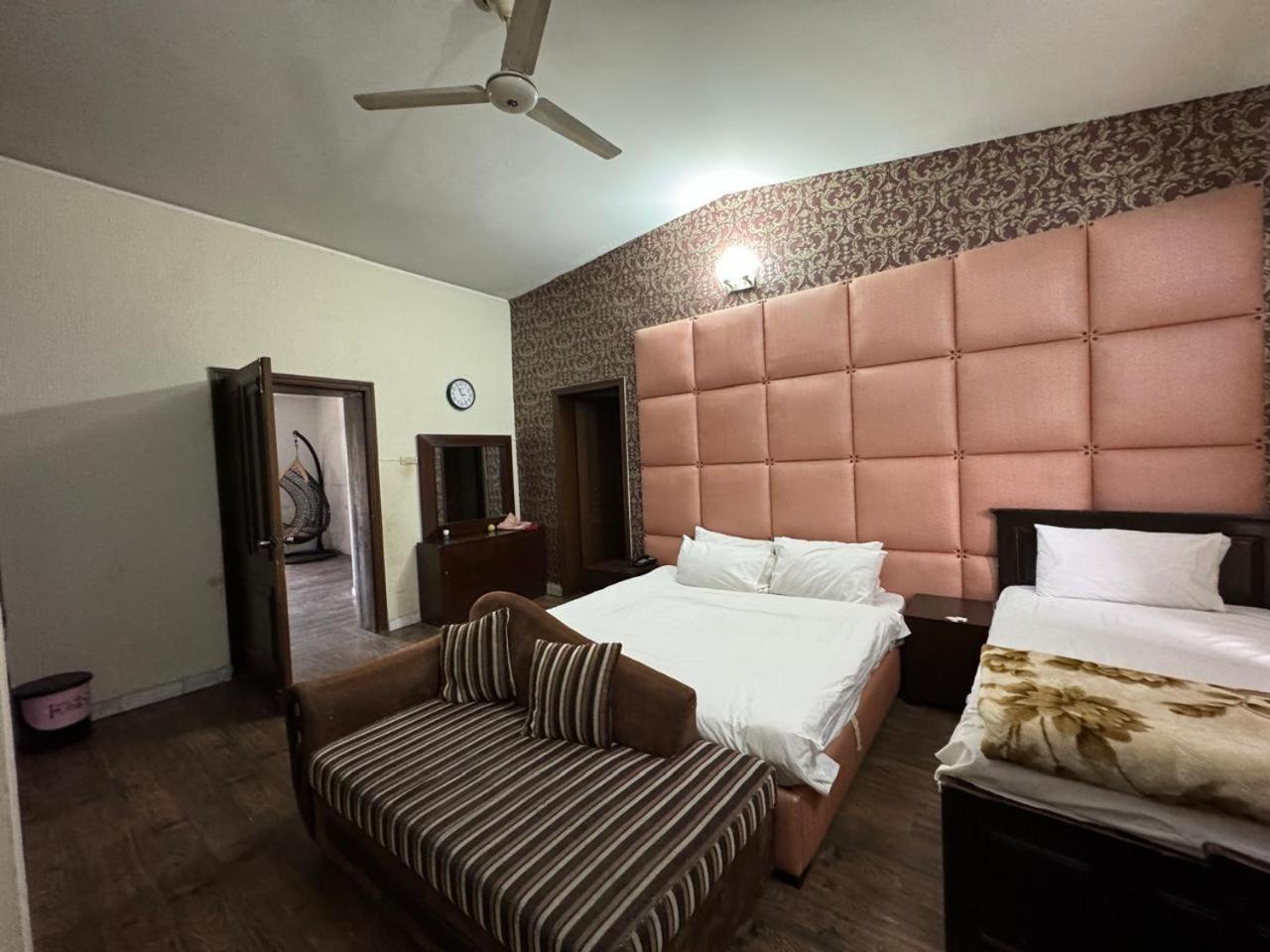 Casa Blanca Boutique Guest House Islamabad Eksteriør billede
